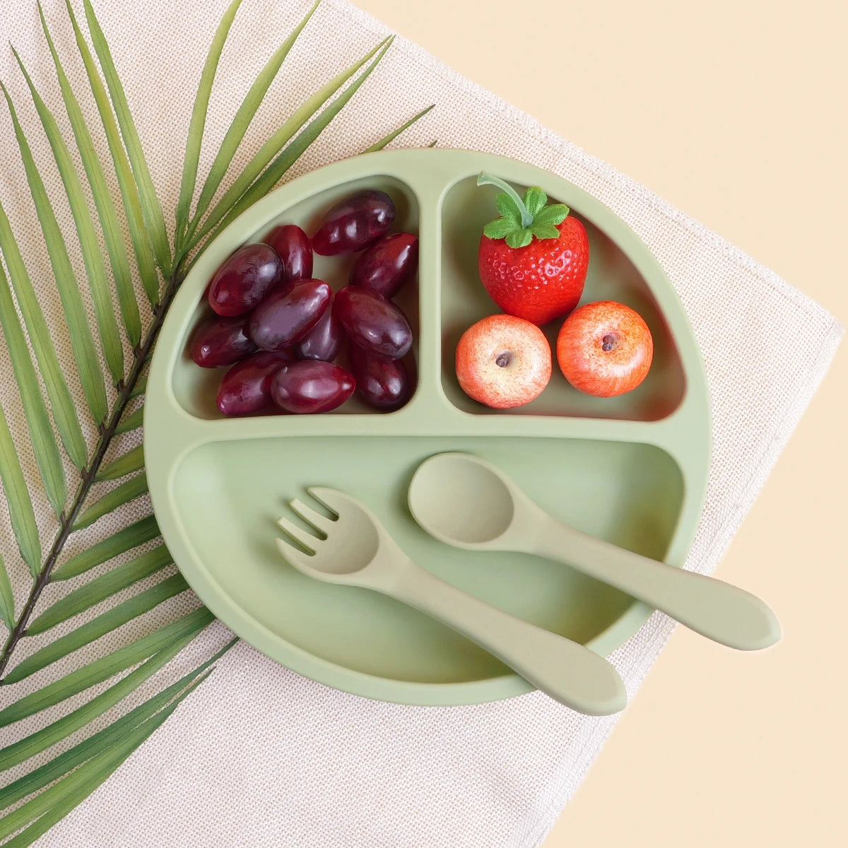 Silicone Suction Dinnerware Set for Toddlers